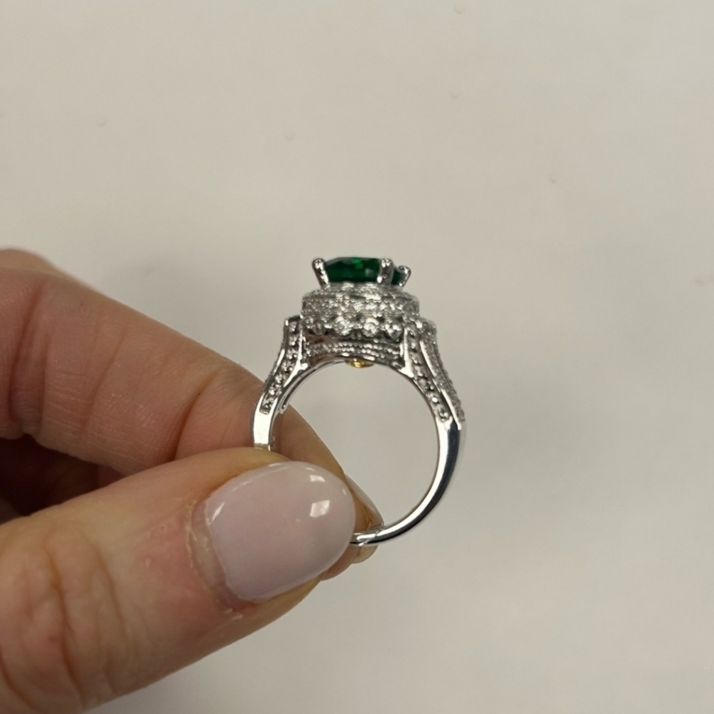 Suzy Levian Sterling Silver Green & White Cubic Zirconia Engagement Ring Size 7 - Picture 5 of 5